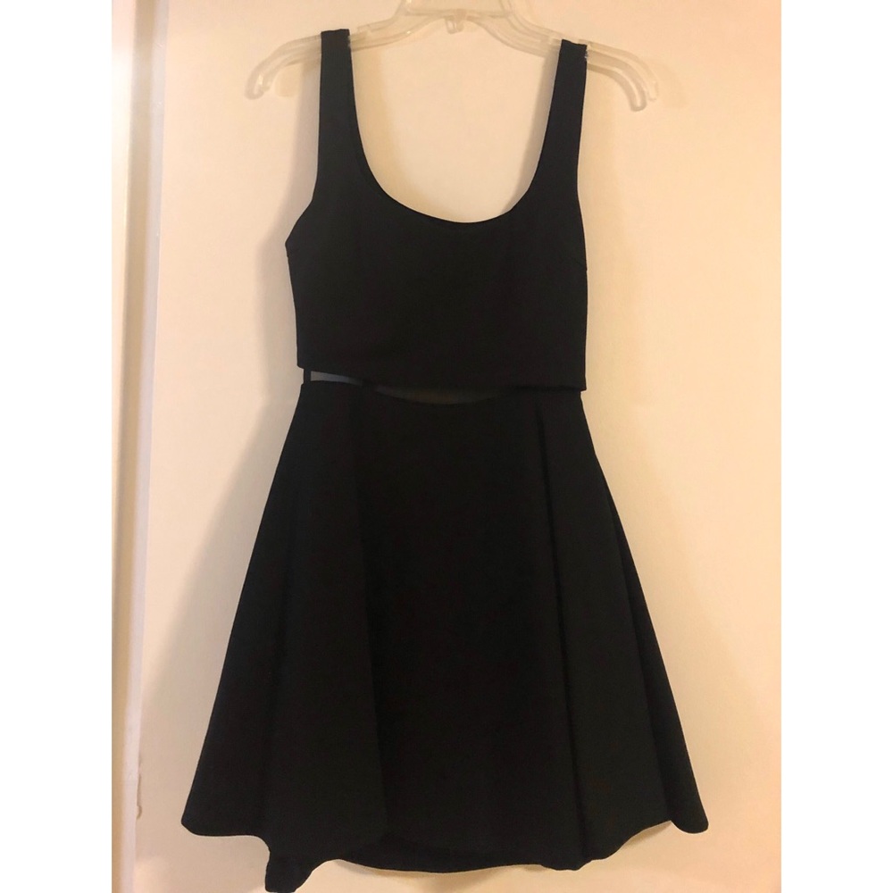 Black 2piece connected lace middle flowy dress